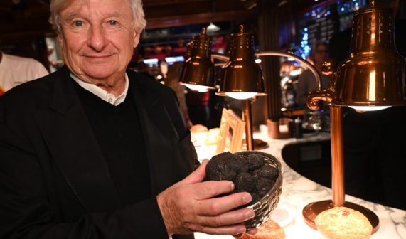 Les Grands Buffets - Los Foodistas